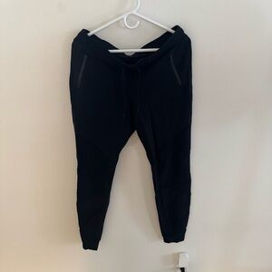 ALO Yoga Jogger Pants